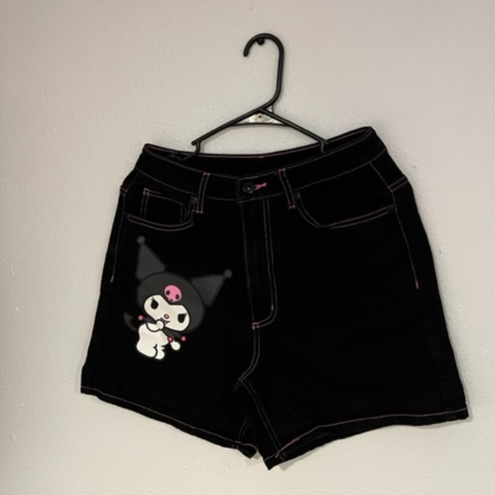 pink and black kuromi shorts from hot topic